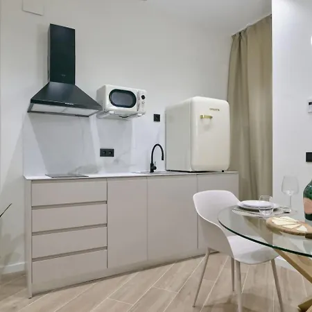 Daire Romantic N1 Oceanografico Virkin